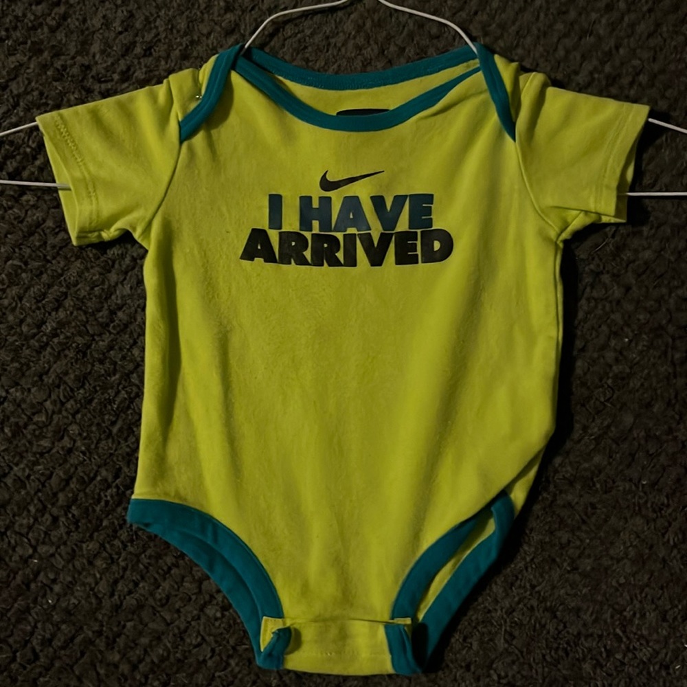 Nike onesie 3-6 month
